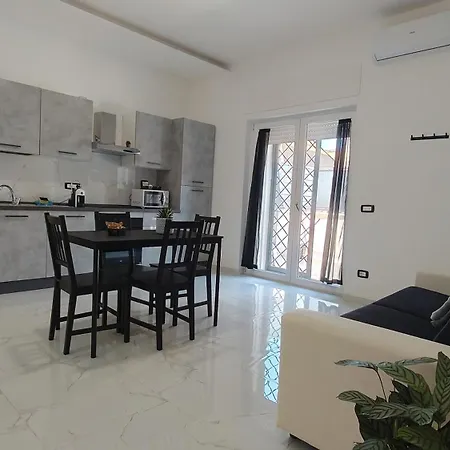 Zzzstation Apartment *
